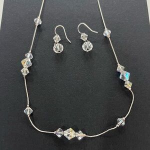 Necklace & Dangle Earings Crystal Set Silver Adjustable for 14”-18”